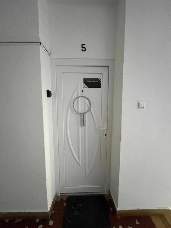 Vándor Apartman Veszprém Exterior foto